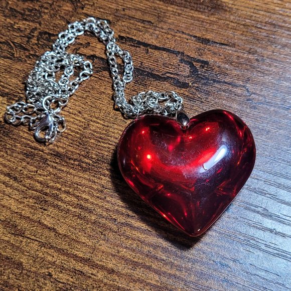 Valentine Red Heart 1.5" Pendant Necklace - Picture 7 of 13